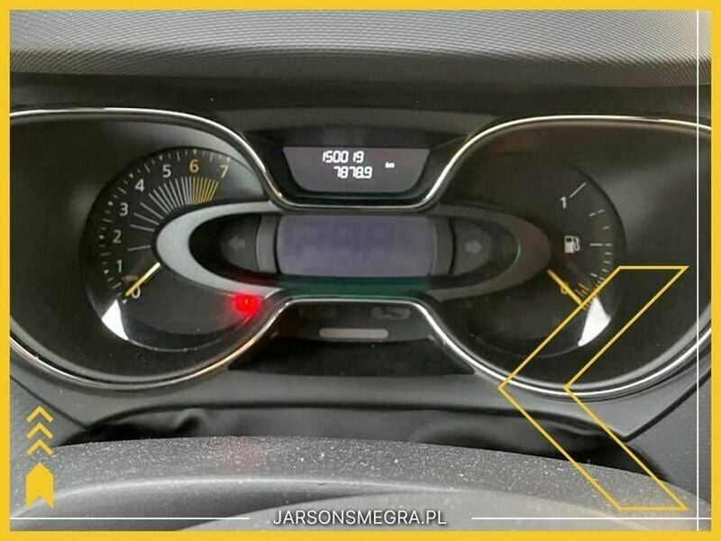 Używany Renault Captur 90 KM (66 kW) 2015 Czerwony SUV