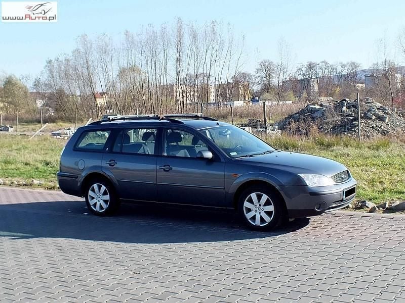 Używany Ford Mondeo 115 KM (84 kW) 2002 Grafitowy Sedan/Limuzyna