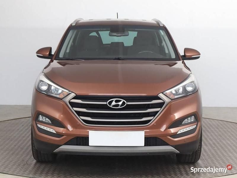 Brązowy Używany 2017 Hyundai Tucson SUV | 62 499 zł (Uczciwa cena) - Obraz 1/4