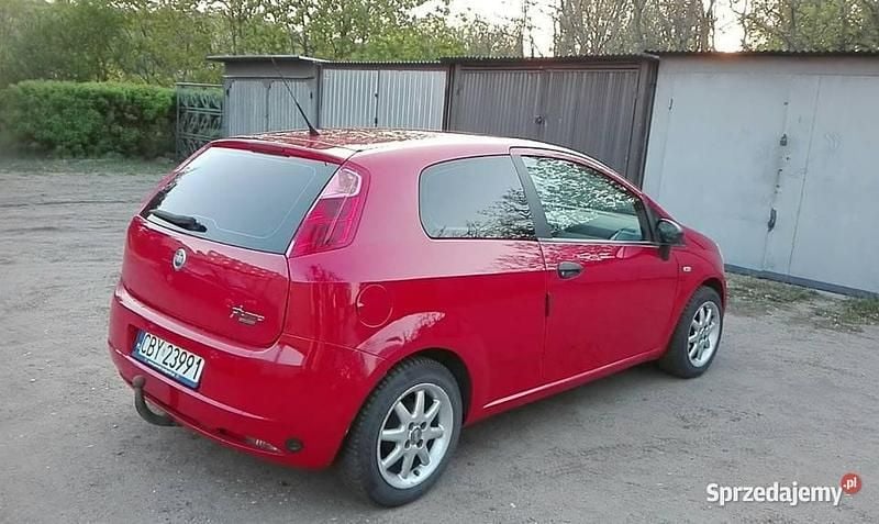 Czerwony Używany 2006 Fiat Grande Punto Hatchback | 5500 zł (Uczciwa cena) - Obraz 1/3