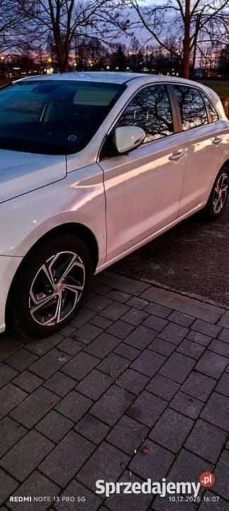 Używany Hyundai i30 2021 Biały Hatchback