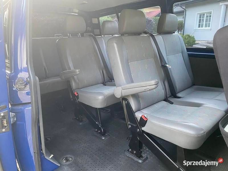 Używany VW T5 2009 Van