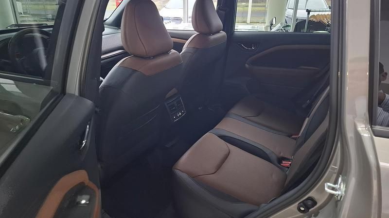 Subaru Nowe 2024 Subaru Forester Platinum SUV | 196 900 zł (Dobra cena) - Obraz 1/1
