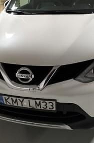Używany Nissan Qashqai N-Vision 163 KM (119 kW) 2017 Biały SUV