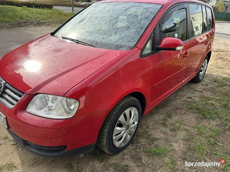 Czerwony Używany 2005 VW Touran Minivan | 8500 zł (Uczciwa cena) - Obraz 1/4