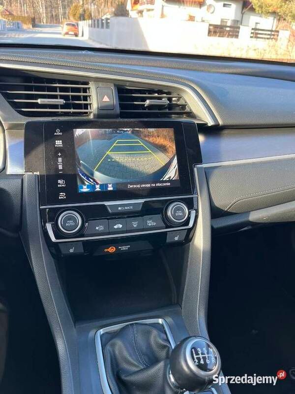 Używany Honda Civic 182 KM (133 kW) 2018 Szary Sedan/Limuzyna