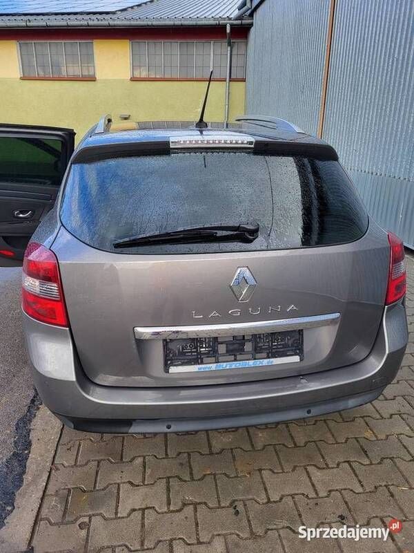 Używany Renault Laguna III 140 KM (102 kW) 2010 Grafitowy Kombi
