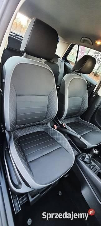 Używany Skoda Fabia 2019 Niebieski Hatchback