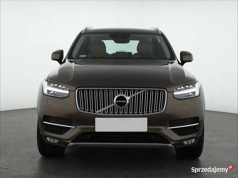 Brązowy Używany 2015 Volvo XC90 SUV | 99 999 zł (Uczciwa cena) - Obraz 1/4