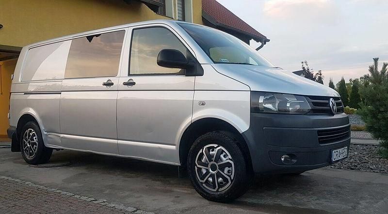 Biały Używany 2012 VW T5 Van | 28 999 zł (Uczciwa cena) - Obraz 1/4