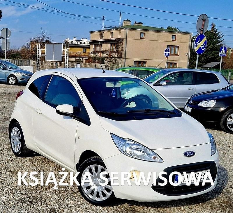 Biały Używany 2014 Ford Ka Hatchback | 17 900 zł (Dobra cena) - Obraz 1/4