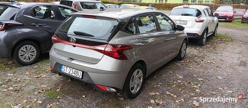 Beżowy Używany 2021 Hyundai i20 Hatchback | 40 900 zł (Dobra cena) - Obraz 1/4