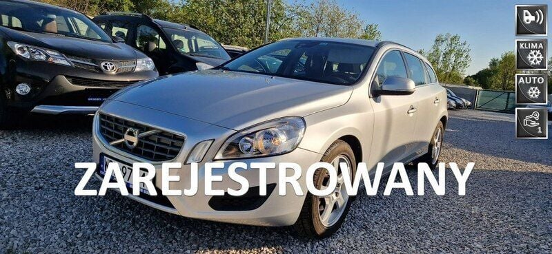 Srebrny Używany 2011 Volvo V60 Kombi | 27 900 zł (Uczciwa cena) - Obraz 1/4