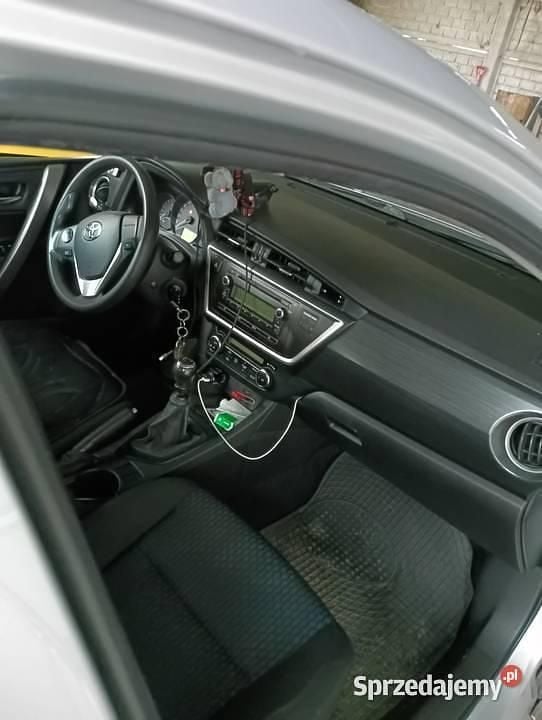 Używany 2014 Toyota Auris Kombi | 39 900 zł (Dość drogi) - Obraz 1/4