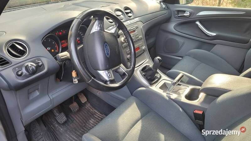 Srebrny Używany 2007 Ford S-MAX S Minivan | 12 900 zł (Uczciwa cena) - Obraz 1/4
