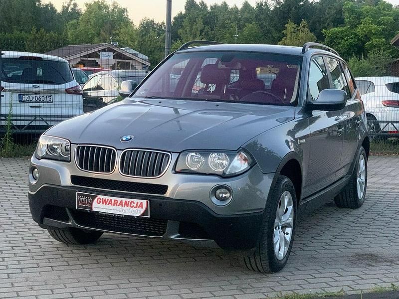 Szary (metalik) Używany 2010 BMW X3 SUV | 33 900 zł (Uczciwa cena) - Obraz 1/4