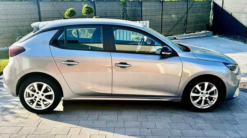Używany Opel Corsa 102 KM (75 kW) 2022 Szary Hatchback