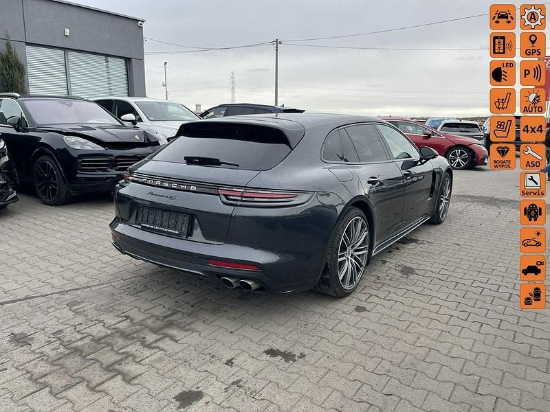 Czarny (metalik) Używany 2018 Porsche Panamera Kombi | 139 900 zł - Obraz 1/4