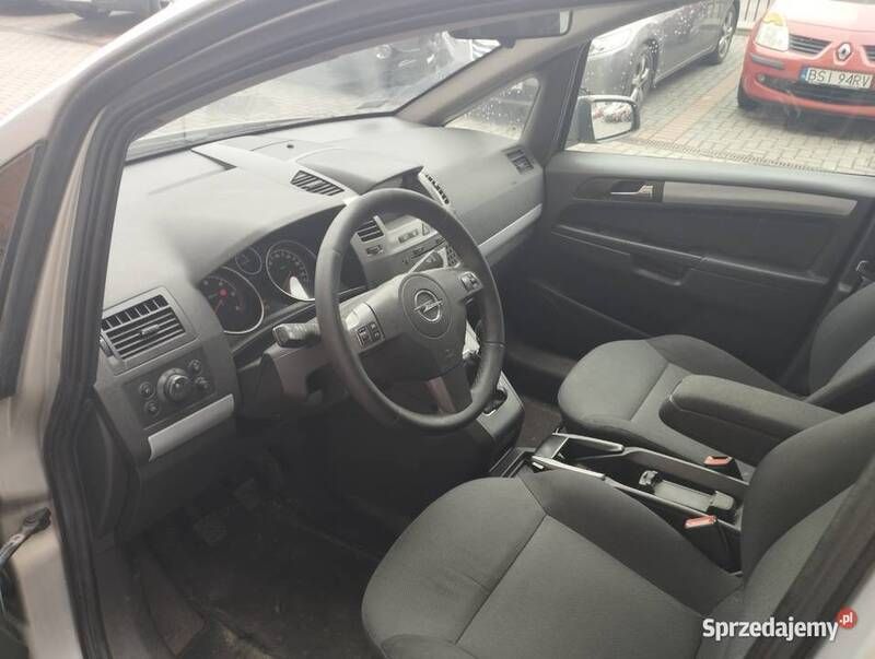 Używany 2007 Opel Zafira Minivan | 7000 zł (Uczciwa cena) - Obraz 1/4