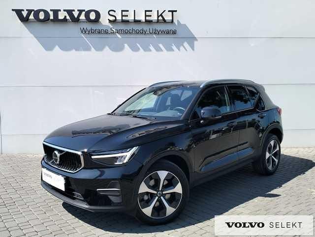 Czarny Używany 2025 Volvo XC40 SUV | 169 900 zł (Uczciwa cena) - Obraz 1/3