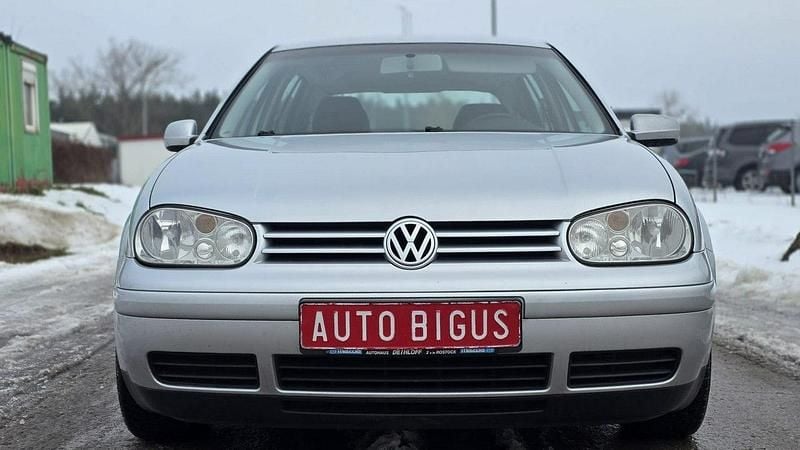 Używany VW Golf IV 75 KM (55 kW) 2003 Srebrny (metalik) Hatchback