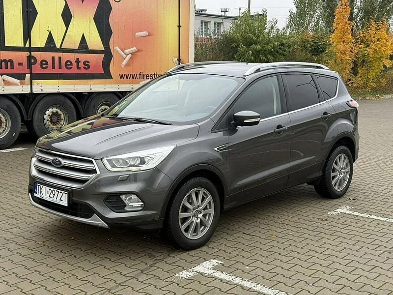 Szary Używany 2017 Ford Kuga SUV | 48 900 zł (Dobra cena) - Obraz 1/4