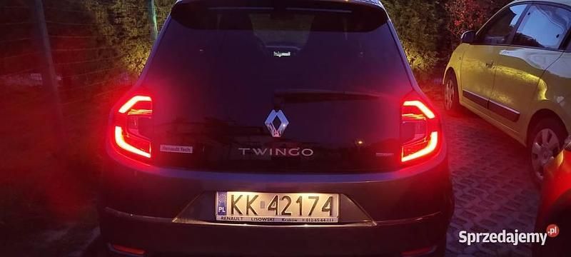 Szary Używany 2019 Renault Twingo Hatchback | 32 222 zł (Uczciwa cena) - Obraz 1/4
