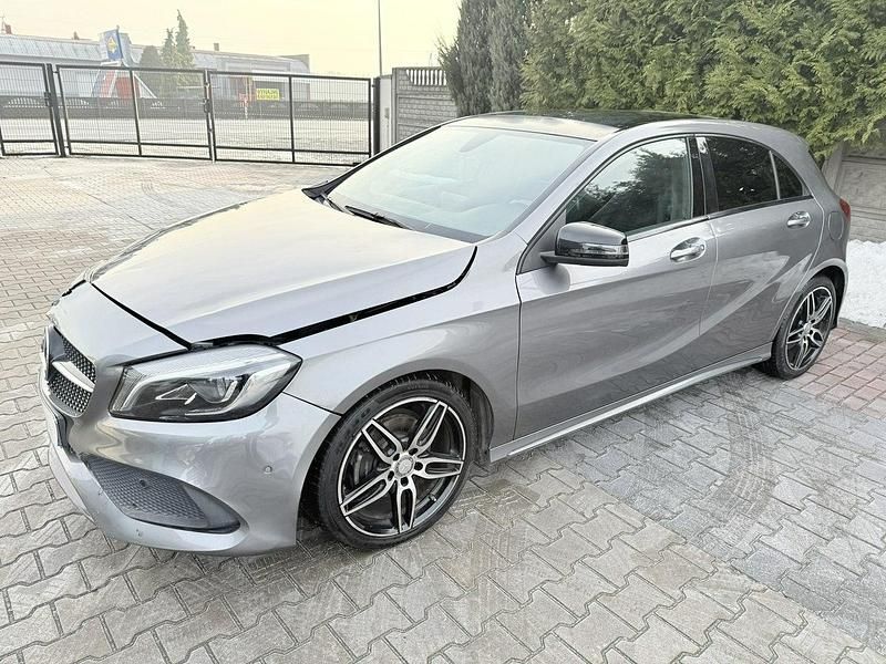 Używany Mercedes A220 136 KM (100 kW) 2016 Grafitowy (metalik) Hatchback
