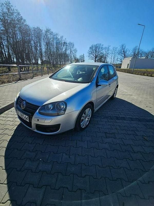 Używany VW Golf V 140 KM (102 kW) 2007 Srebrny Hatchback