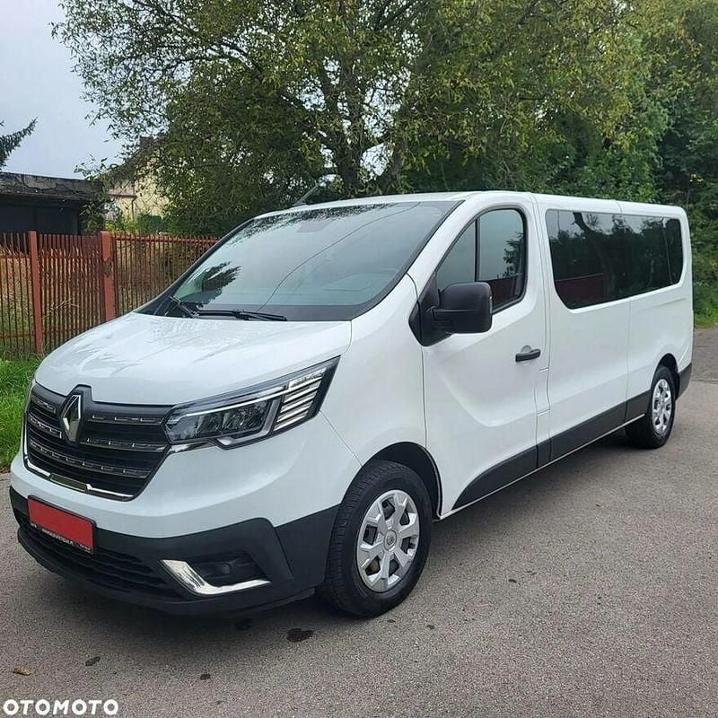 Zielony Używany 2022 Renault Trafic Minivan | 105 900 zł (Super Cena) - Obraz 1/4