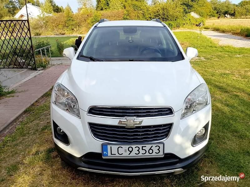 Biały Używany 2013 Chevrolet Trax LTZ SUV | 35 900 zł (Dość drogi) - Obraz 1/4