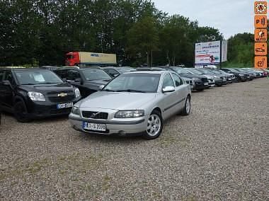 Srebrny Używany 2002 Volvo S60 Sedan/Limuzyna | 11 900 zł (Dobra cena) - Obraz 1/4