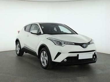 Używany Toyota C-HR 116 KM (85 kW) 2018 Biały SUV