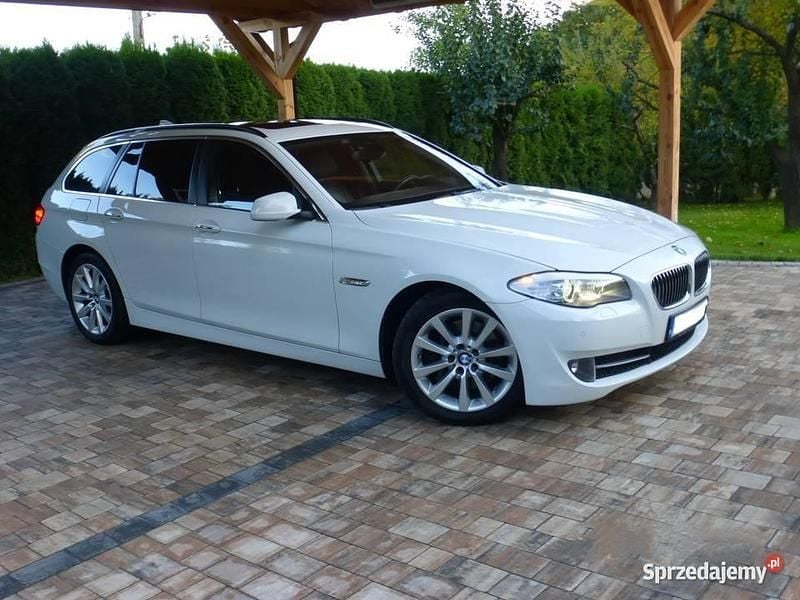 Używany 2013 BMW 530 Comfort Edition | 53 800 zł - Obraz 1/4