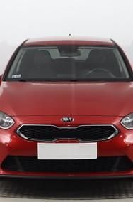 Używany Kia Ceed 99 KM (72 kW) 2019 Czerwony Hatchback