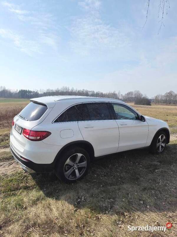 Używany Mercedes GLC300 2016 Biały SUV