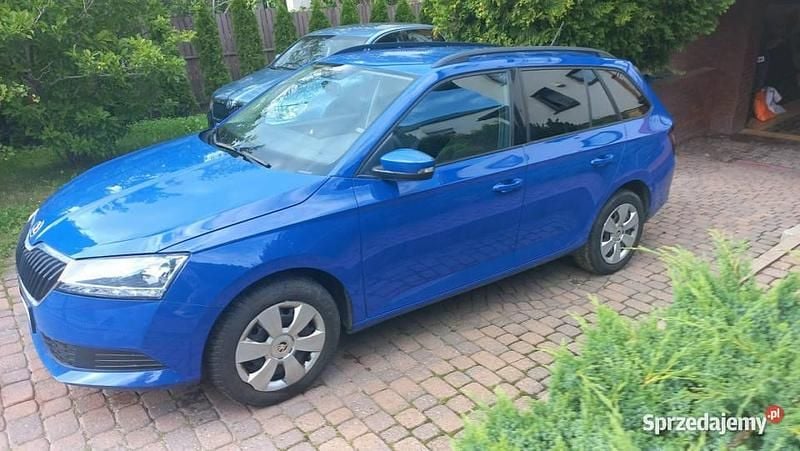Niebieski Używany 2022 Skoda Fabia Kombi | 23 900 zł (Super Cena) - Obraz 1/4