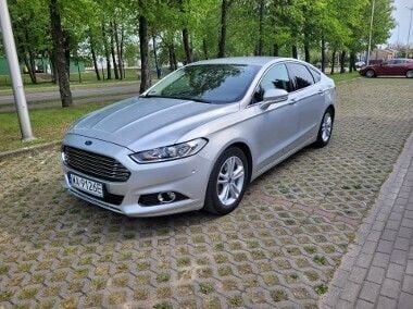 Srebrny Używany 2015 Ford Mondeo Titanium Sedan/Limuzyna | 44 900 zł (Dość drogi) - Obraz 1/4