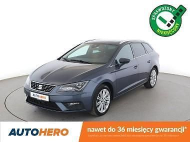 Szary Używany 2020 Seat Leon Kombi | 59 900 zł (Uczciwa cena) - Obraz 1/3