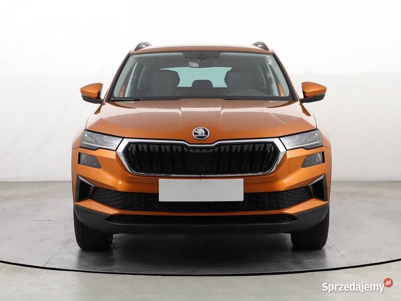 Pomarańczowy Używany 2022 Skoda Karoq SUV | 102 999 zł (Uczciwa cena) - Obraz 1/4