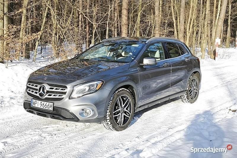 Używany 2019 Mercedes GLA250 SUV | 83 000 zł - Obraz 1/4