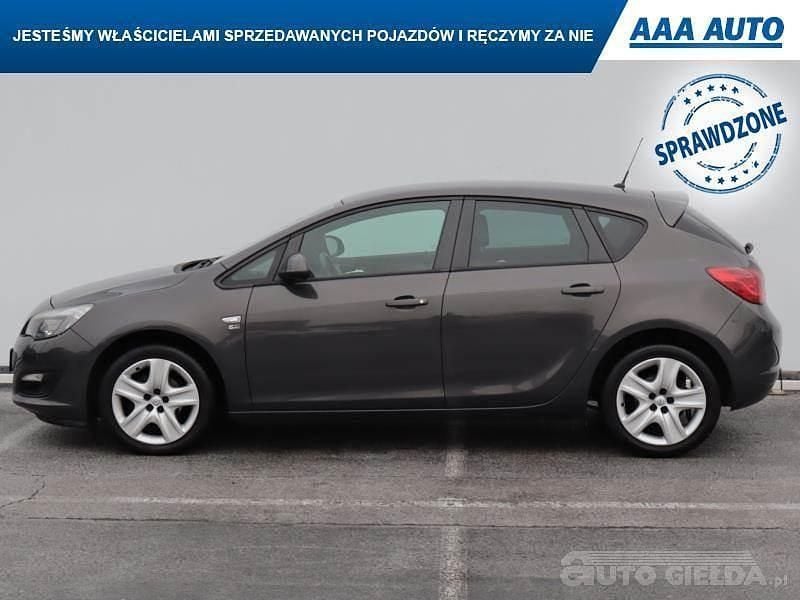 Używany Opel Astra 2013 Szary
