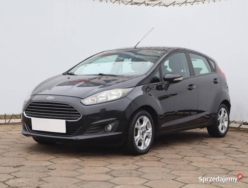 Używany Ford Fiesta 2014 Czarny Hatchback