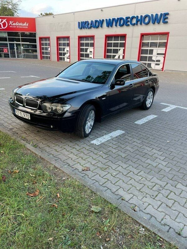 Czarny (metalik) Używany 2004 BMW 730 Sedan/Limuzyna | 24 000 zł - Obraz 1/4