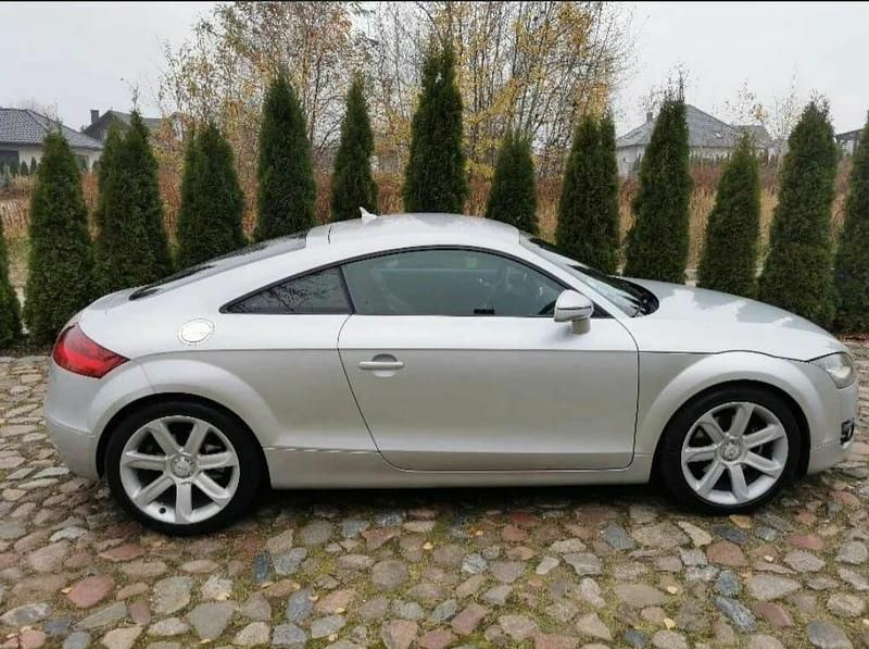 Srebrny Używany 2008 Audi TT Coupe | 39 000 zł - Obraz 1/4