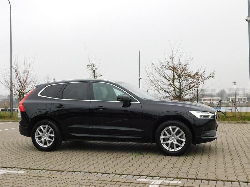 Używany Volvo XC60 190 KM (139 kW) 2019 Czarny SUV