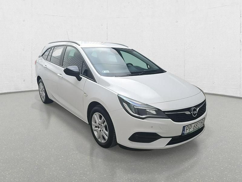 Biały Używany 2022 Opel Astra Kombi | 36 000 zł (Super Cena) - Obraz 1/4