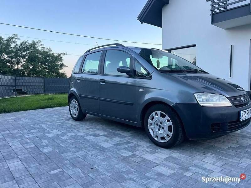 Używany 2003 Fiat Idea Minivan | 2300 zł - Obraz 1/4