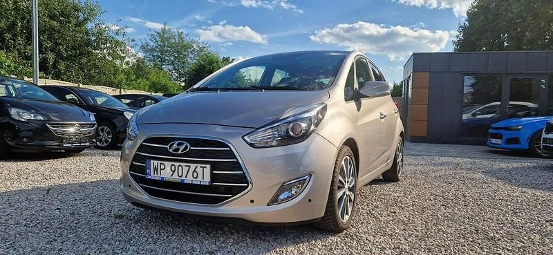 Używany Hyundai ix20 116 KM (85 kW) 2017 Szary Hatchback