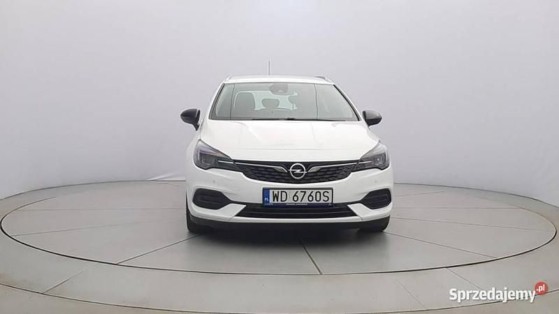 Biały Używany 2022 Opel Astra Elegance Kombi | 57 850 zł (Dość drogi) - Obraz 1/2